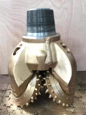 32 inci Tricone Roller Cone Bit untuk sirkulasi terbalik flushing pengeboran